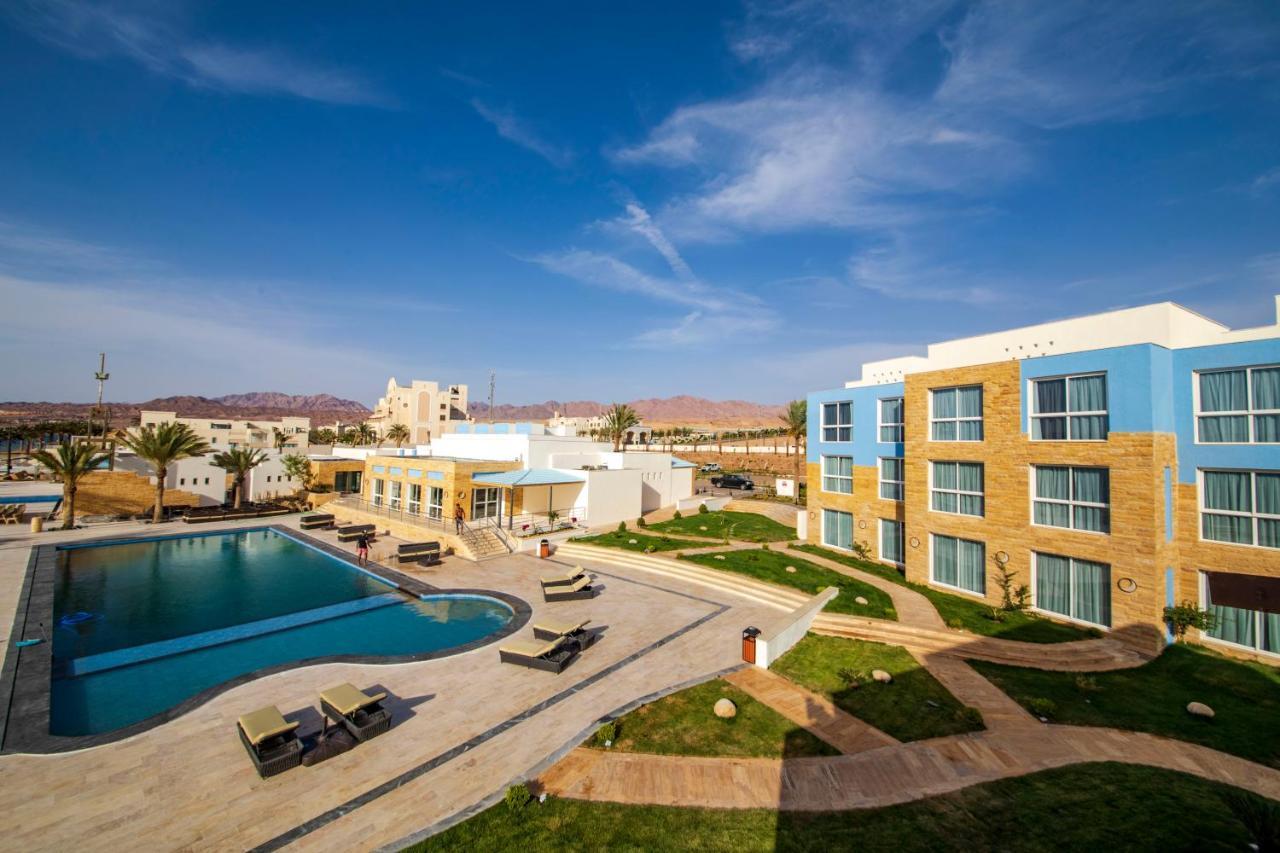 Luxotel Aqaba Beach Resort & Spa Only 15 Years Plus מראה חיצוני תמונה