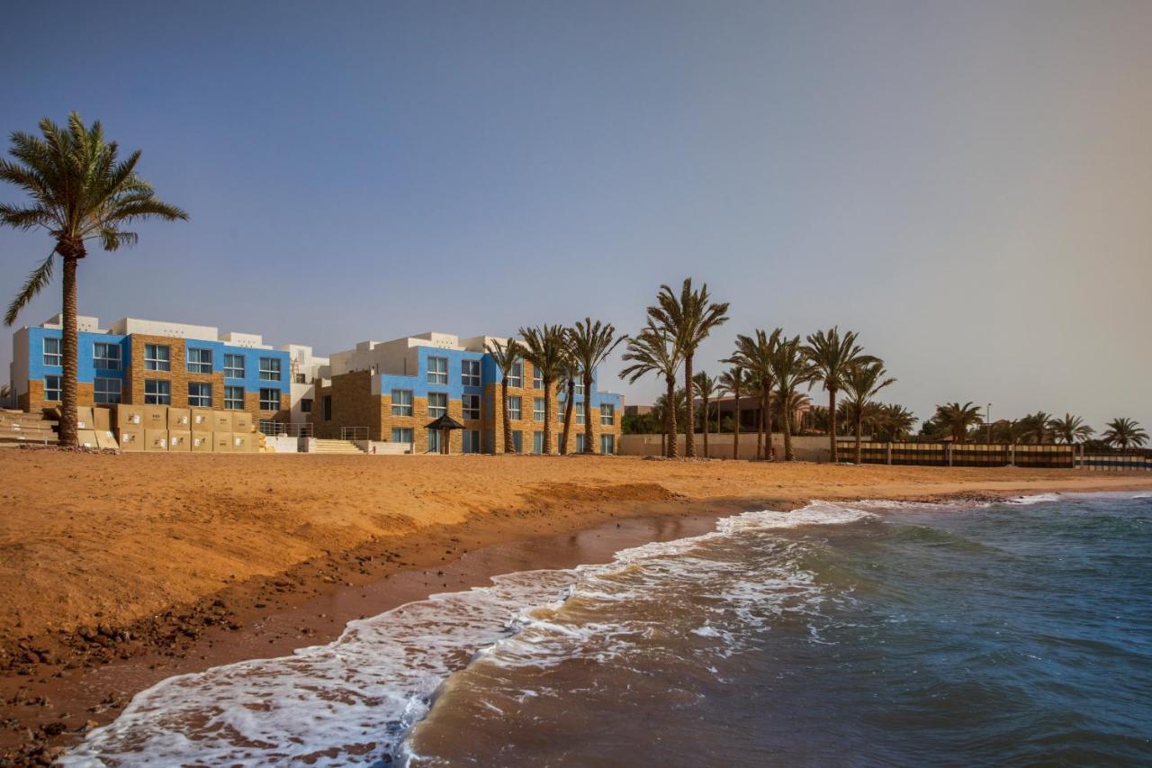 Luxotel Aqaba Beach Resort & Spa Only 15 Years Plus מראה חיצוני תמונה